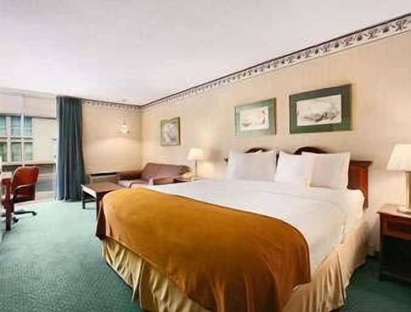 Days Inn By Wyndham Grand Island I-80 Doniphan Buitenkant foto