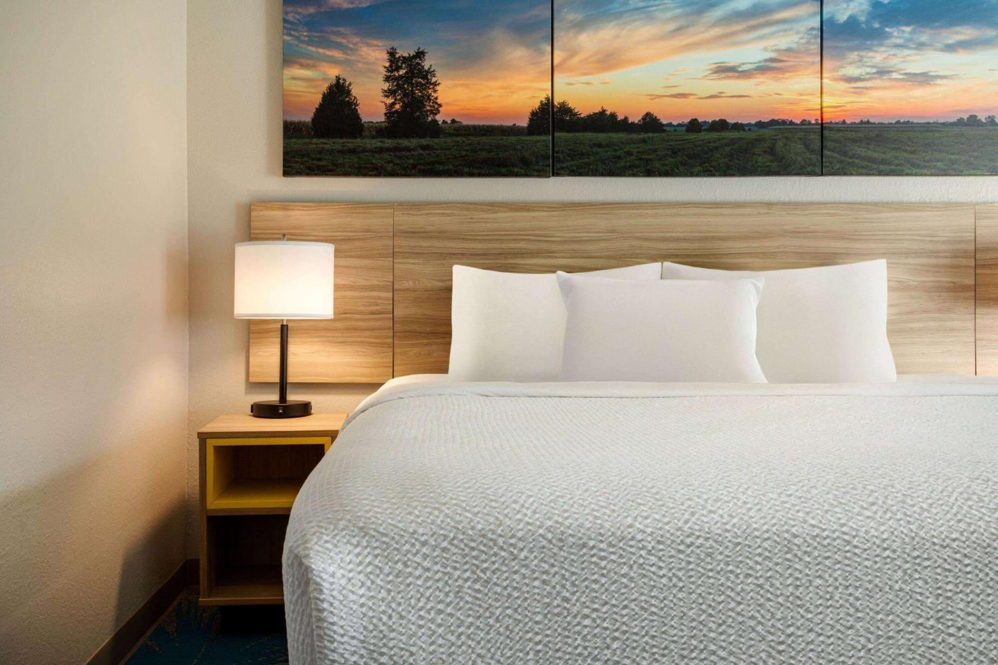 Days Inn By Wyndham Grand Island I-80 Doniphan Buitenkant foto