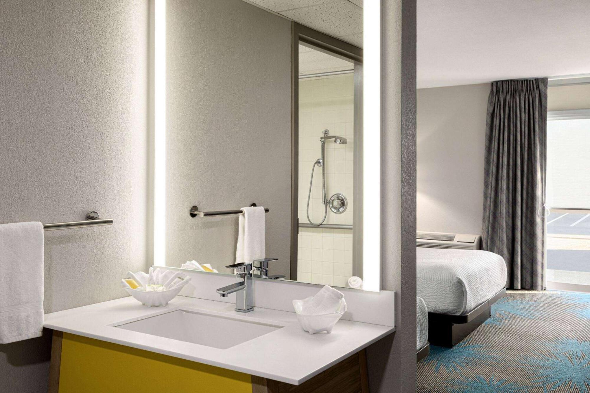 Days Inn By Wyndham Grand Island I-80 Doniphan Buitenkant foto