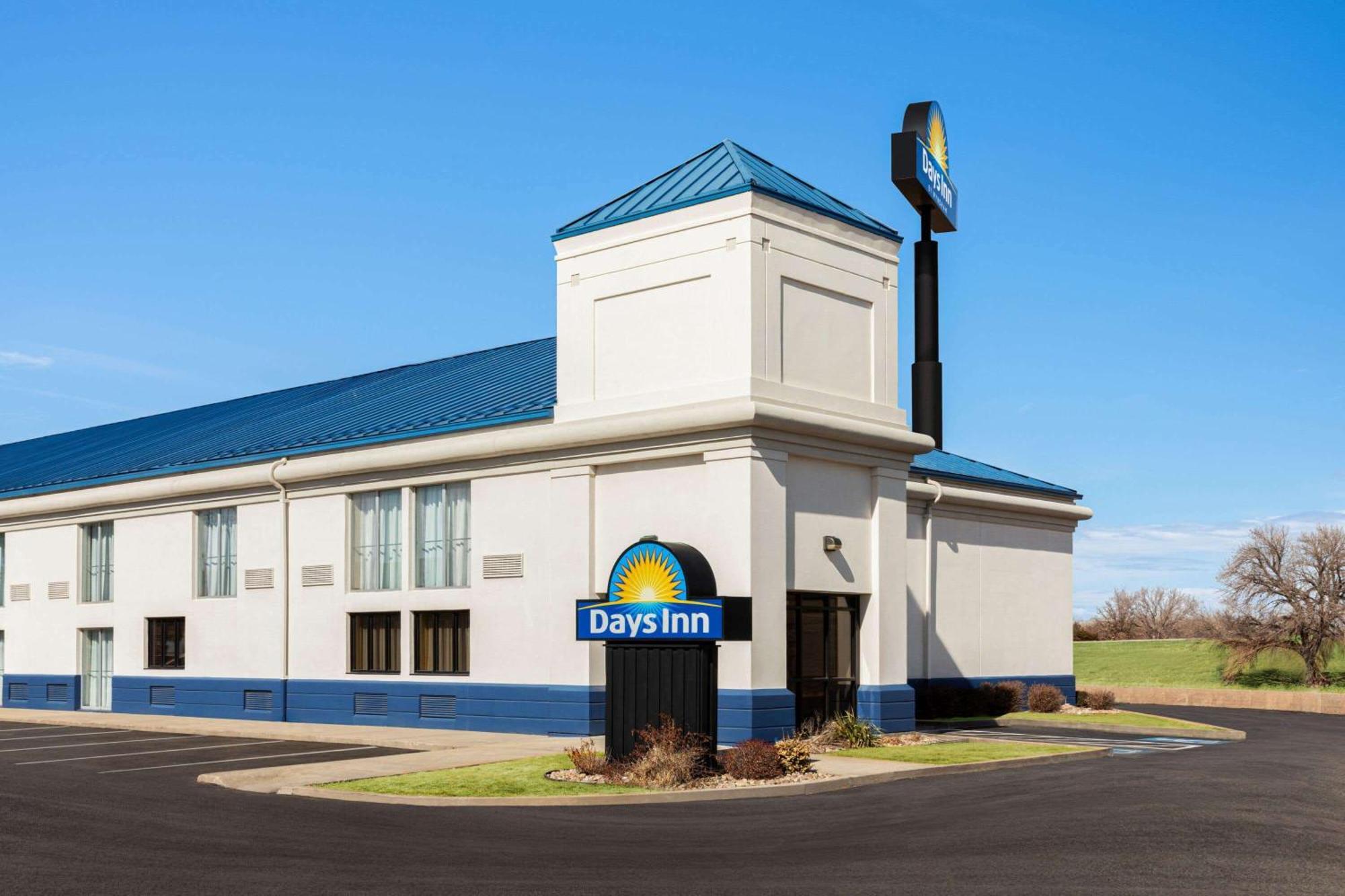 Days Inn By Wyndham Grand Island I-80 Doniphan Buitenkant foto