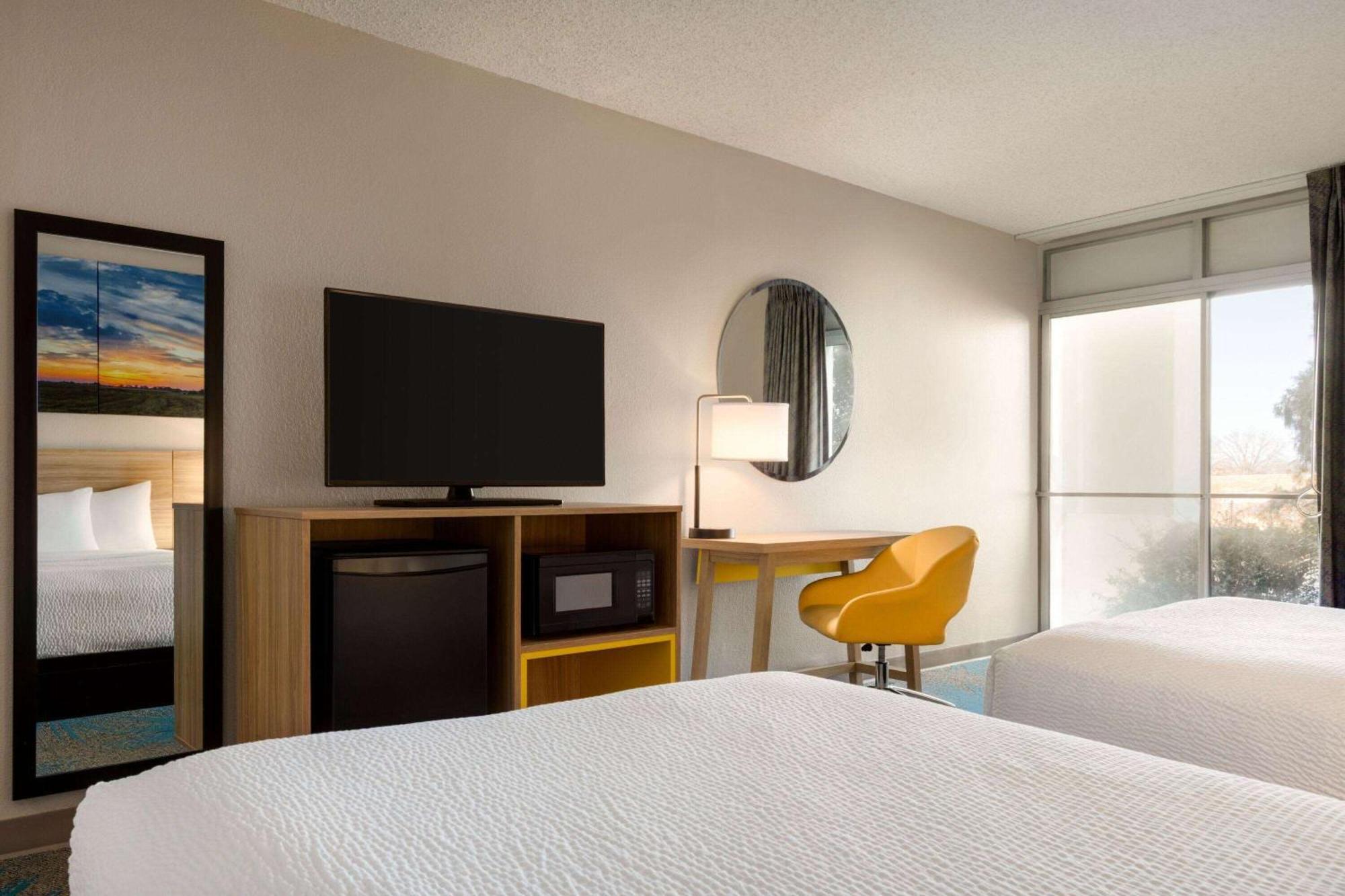 Days Inn By Wyndham Grand Island I-80 Doniphan Buitenkant foto