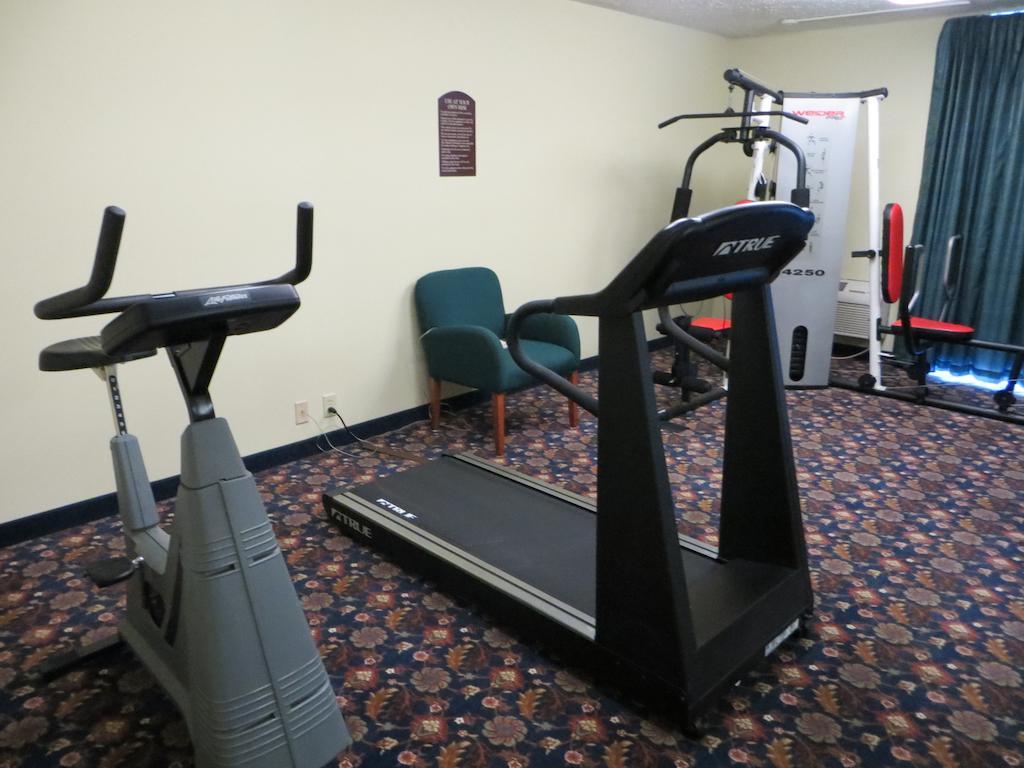 Days Inn By Wyndham Grand Island I-80 Doniphan Buitenkant foto