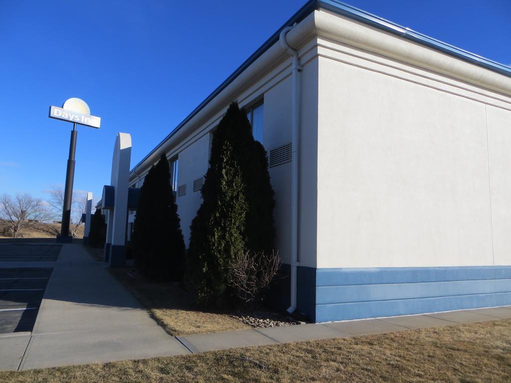 Days Inn By Wyndham Grand Island I-80 Doniphan Buitenkant foto